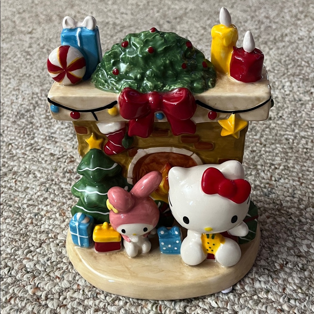 Sanrio Hello Kitty Festive Fireplace Figurine
